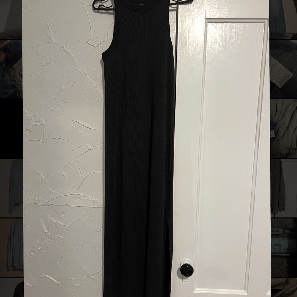 Elegant Black Sleeveless Maxi Dress